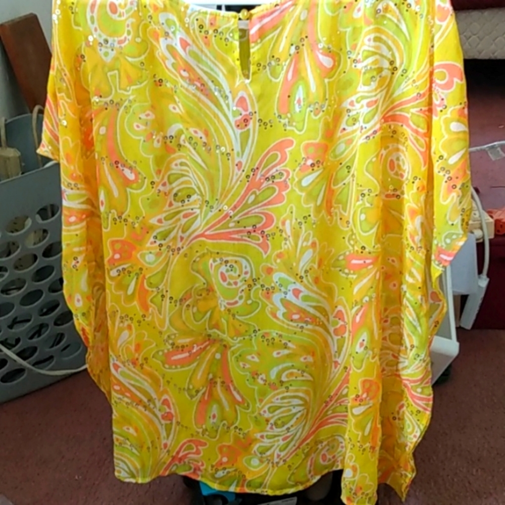 Plus size ladies 2X sequined yellow 🟡💛 and 🧡 orange sheer shirt